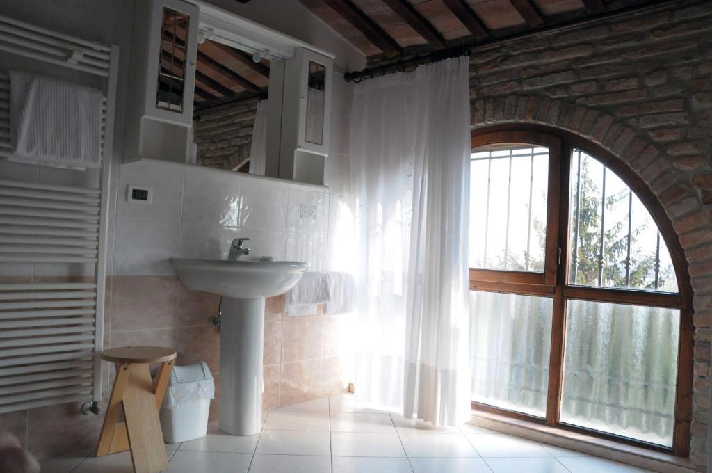 Agriturismo-R&B Corte Dei Gioghi Ferrara Værelse billede