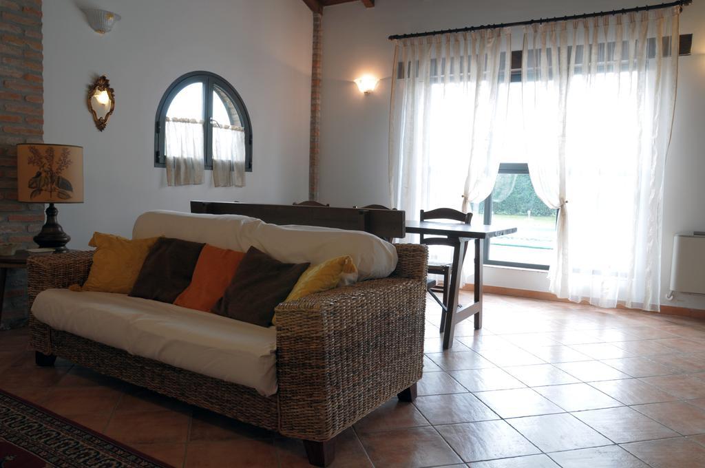Agriturismo-R&B Corte Dei Gioghi Ferrara Eksteriør billede