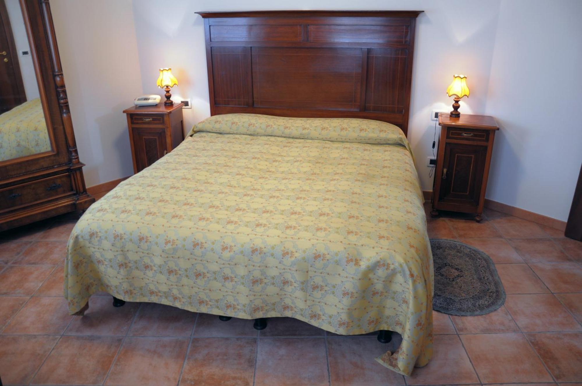Agriturismo-R&B Corte Dei Gioghi Ferrara Eksteriør billede